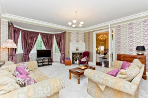 Luxury 3-Bedroom Apartment with Stunning Views at Ramsay Garden
